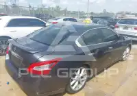 2009 Nissan MAXIMA photo