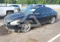 2009 Nissan MAXIMA photo