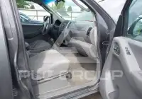 2009 Nissan FRONTIER photo