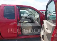 2009 Nissan FRONTIER photo