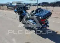 2009 Harley-Davidson FLHTCU photo