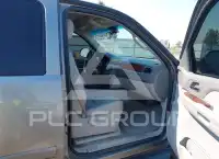 2009 Chevrolet Suburan photo