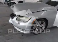 2009 BMW 330 photo