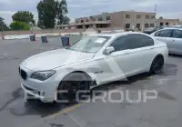 2009 BMW 750 фото