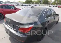 2009 BMW 528 photo