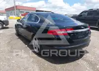 2009 Jaguar XF photo