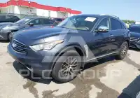 2009 Infinity FX35 photo