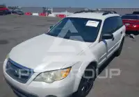 2009 Subaru Outback photo