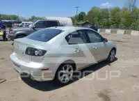 2009 Mazda 3 photo