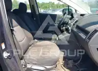 2009 Mazda 5 photo