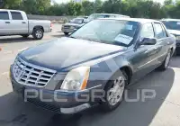 2009 Cadillac DTS photo