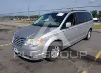2009 Chrysler TOWN & COUNTRY фото