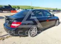2009 Mercedes Benz C 300 фото