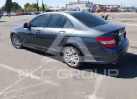 2009 Mercedes Benz C 300 фото