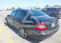 2009 Mercedes Benz E 550 фото