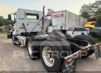 2009 Volvo VNL photo