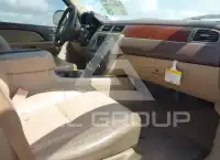 2009 GMC YUKON фото