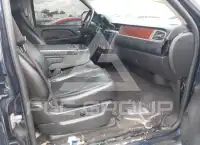 2009 GMC YUKON photo
