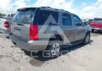 2009 GMC YUKON фото
