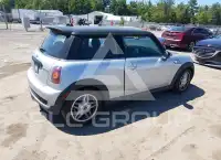 2009 Mini COOPER photo