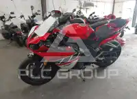 2009 Yamaha YZF-R1 фото