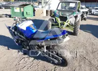 2009 Yamaha YZF-R1 photo