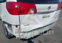 2009 Toyota SIENNA фото