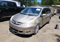 2009 Toyota SIENNA фото