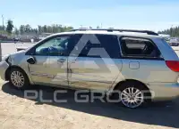 2009 Toyota SIENNA photo