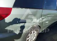 2009 Toyota SIENNA photo
