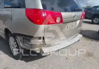 2009 Toyota SIENNA фото