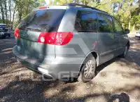 2009 Toyota SIENNA фото