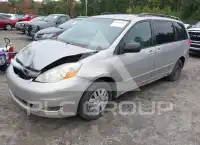 2009 Toyota SIENNA photo
