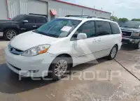 2009 Toyota SIENNA photo