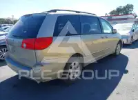 2009 Toyota SIENNA фото