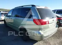 2009 Toyota SIENNA photo