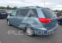 2009 Toyota SIENNA photo