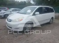 2009 Toyota SIENNA фото
