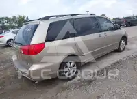 2009 Toyota SIENNA фото