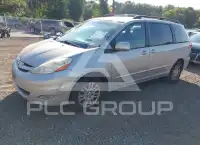 2009 Toyota SIENNA photo