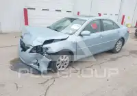 2009 Toyota CAMRY фото