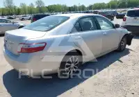 2009 Toyota CAMRY фото