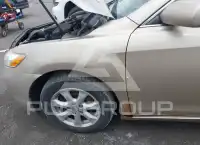2009 Toyota CAMRY фото