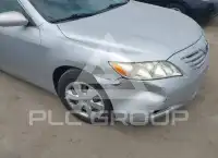 2009 Toyota CAMRY фото
