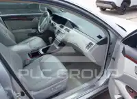 2009 Toyota AVALON photo