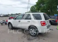 2009 Ford ESCAPE photo