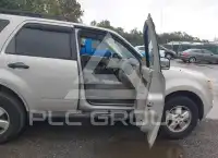 2009 Ford ESCAPE photo