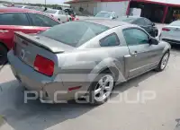 2009 Ford MUSTANG фото