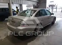 2009 Ford TAURUS фото