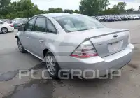 2009 Ford TAURUS фото